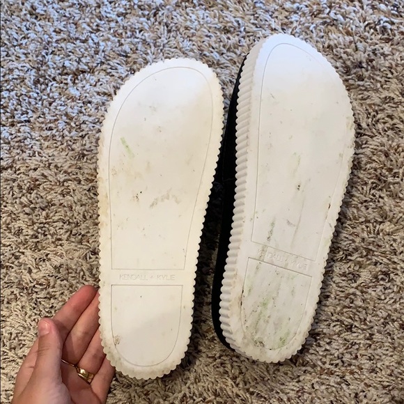 Platform Kendall + Kylie black sandals - Picture 3 of 4